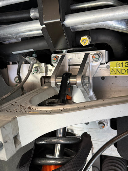 Front damper top mounts
