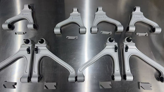 Upper control arms by bbt for Emira i4